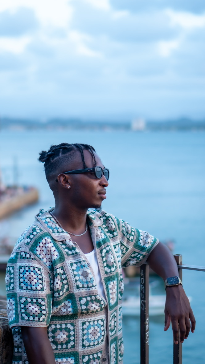 A professional photo of the photographer